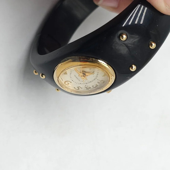 KJL By Kenneth Jay Lane Black Bangle Bracelet Watch Gold Accents Japanese Move't - Picture 4 of 6